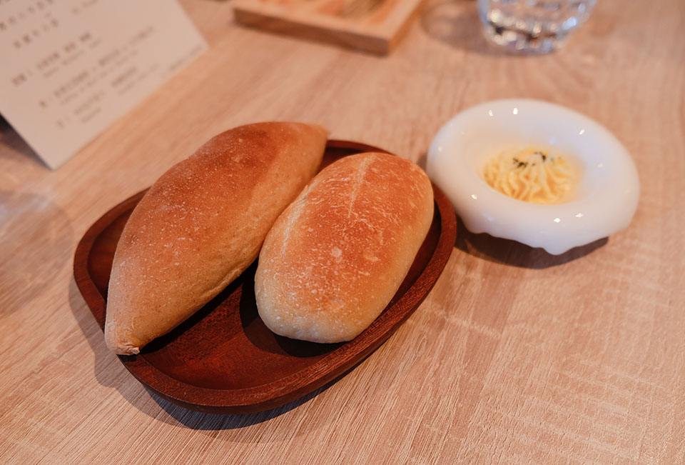 Amour茉芮-可續吃的烤麵包+奶油